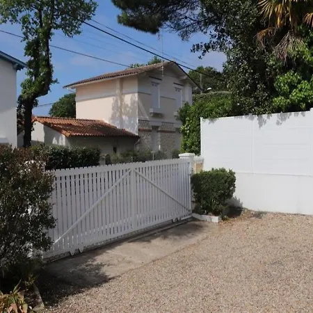 House Au Coeur Du Quartier Du Parc - Maison Agreable & Confortable Holiday home *